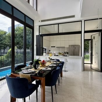 rose lane - 2